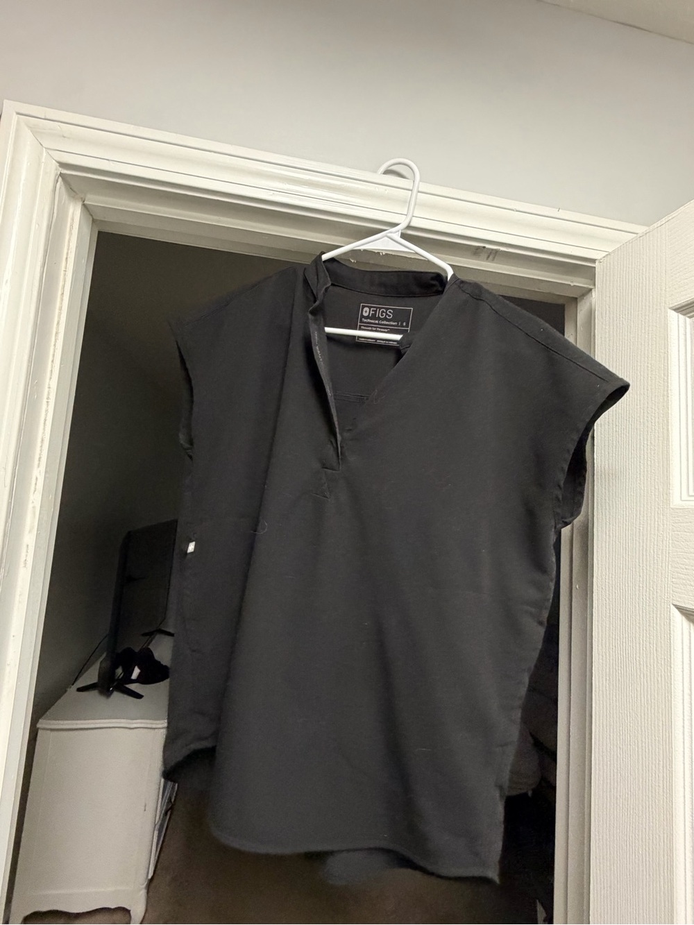Figs black scrubs